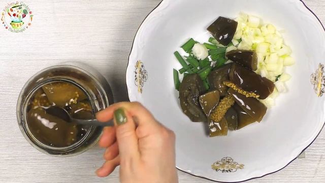 Простой салат из маринованных баклажанов с луком и чесноком смотреть онлайн