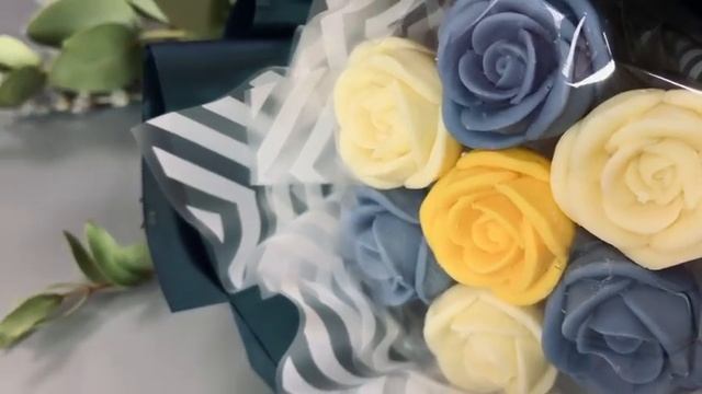 Изысканный Букет из шоколадных роз от компании "Вкус любви" смотреть онлайн