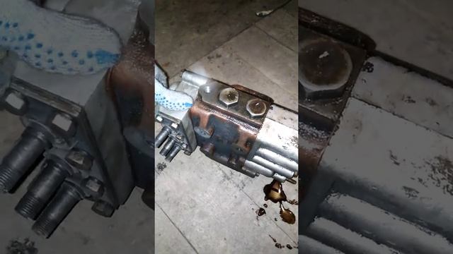 Что сделать чтобы масло не грелось. Отсоединяем ГСВ.