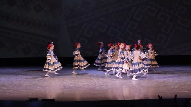 Народный коллектив ансамбль танца "Симбирские узоры"-"Повторялочки",Рук.:Митязова Галина Николаевна смотреть онлайн