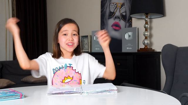 СЕКРЕТНЫЕ СТРАНИЦЫ в Моём ЛИЧНОМ ДНЕВНИКЕ!/Мария ОМГ смотреть онлайн