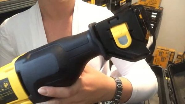 DeWALT DWE305PK - DeWALT Säbelsäge - DeWALT Säbelsäge DWE305PK - reciprocating saw DeWALT