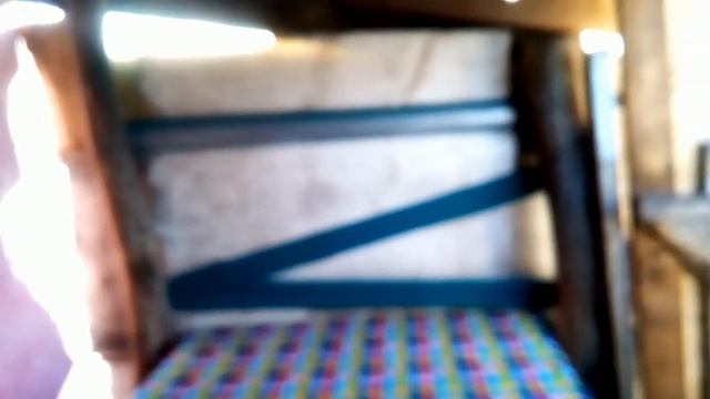 Хожу вся в работе .Муж привёз новый диван смотреть онлайн