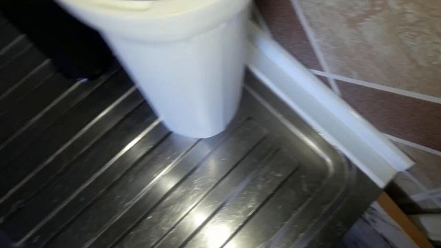 Как заменить сменный модуль на фильтре "Гейзер" смотреть онлайн