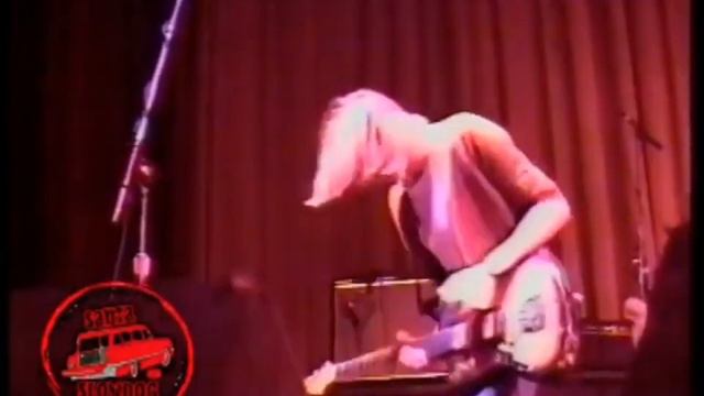Nirvana - School (Live In Seattle, Mia Zapata Fund Benefit - August 6, 1993)
