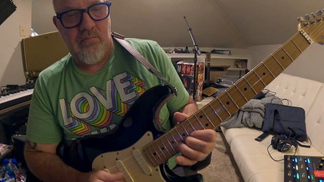 Headrush PRIME 1989 FENDER ULTRA DELUXE смотреть онлайн