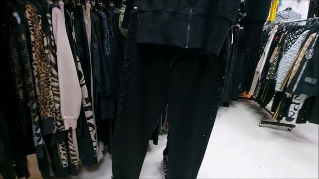 САДОВОД НОВИнКИ БРЕНДОВОЙ ОДЕЖДЫ ОТ АНТИГИ / РАСПРОДАЖА СПОРТИВНЫХ КОСТЮМОВ смотреть онлайн