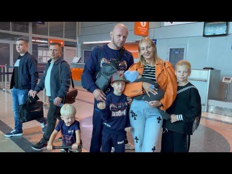 Шлеменко улетел на бой в Екатеринбург смотреть онлайн