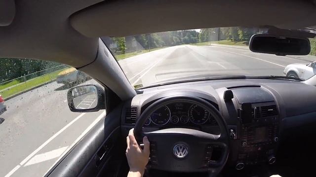 2004 Volkswagen Touareg 2 5TDI POV смотреть онлайн