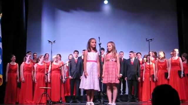 Moba prela kod Kneza Lazara i Oj goro ti visoko rasteš u izvođenju Anđele Broćeta i Ivane Džuvić смотреть онлайн