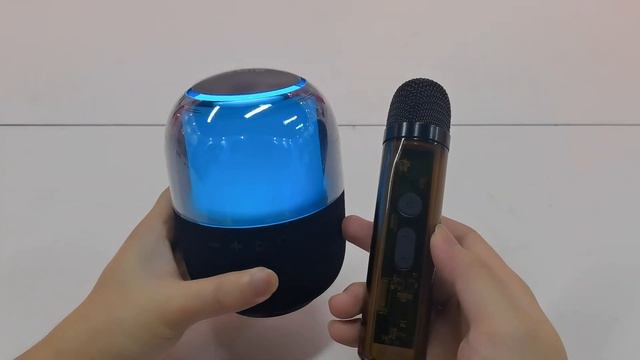 HENCEKT RGB BT SPEAKER WITH WIRELESS MICROPHONE смотреть онлайн
