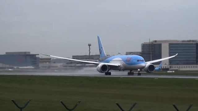 TUI Belgium Boeing 787-8 Dreamliner takeoff from Brussels Airport (BRU) смотреть онлайн