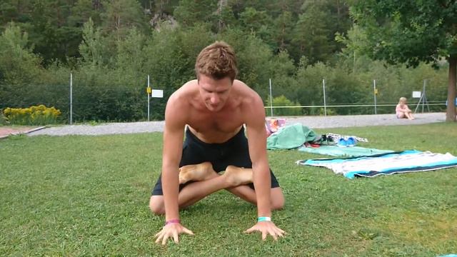 Lotus handstand смотреть онлайн