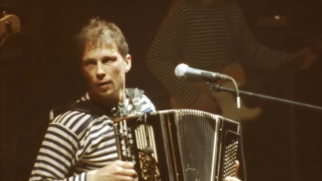 Фёдор Чистяков - Коммунальные квартиры - С.Петербург. ДК им. Ленсовета (2010) смотреть онлайн