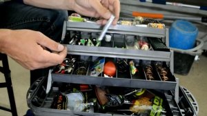Обзор снастей в моём летнем ящике для рыбалки