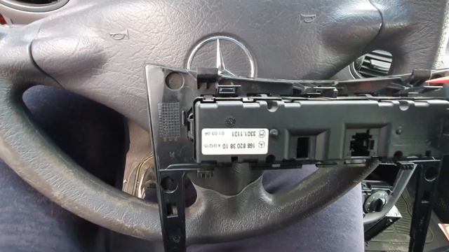 Mercedes A-class W168 dash board trim replacement смотреть онлайн