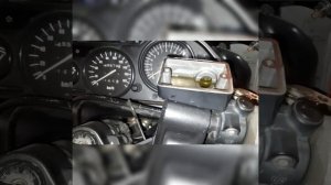 Замена тормозных колодок в круг на kawasaki zzr400-2.