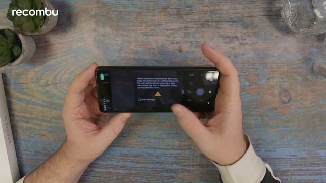 Sony Xperia 5 IV unboxing and hands on смотреть онлайн