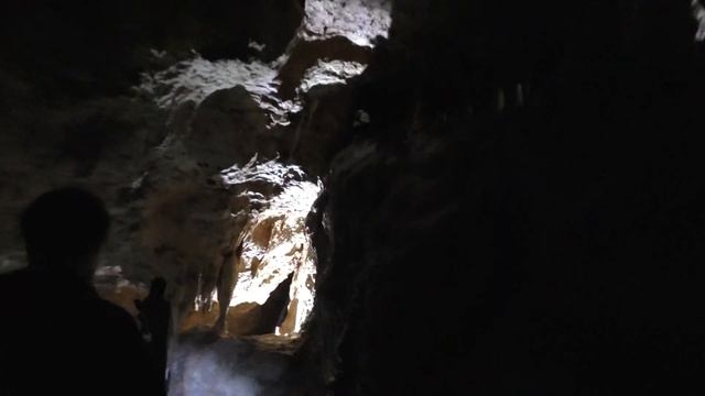 Onondaga Cave State Park - Cave Tour and Trails - Park Travel Review смотреть онлайн