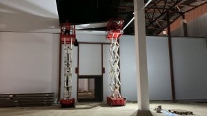 Монтаж потолочных сэндвич-панелей.