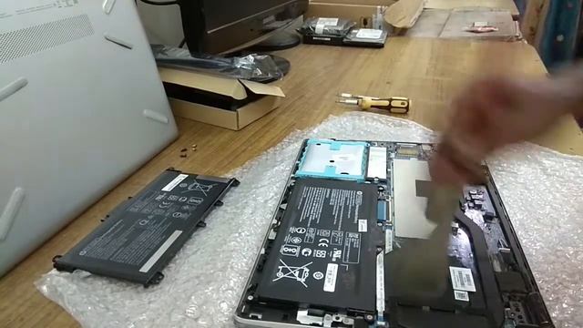 HP Pavilion x360 14-cd0087TU battery replace смотреть онлайн