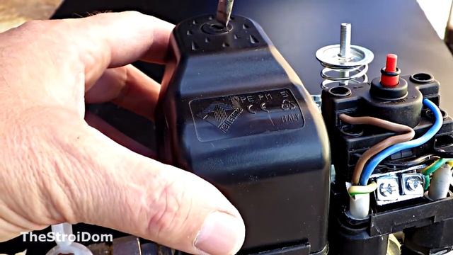 █ Реле ДАВЛЕНИЯ и Реле СУХОГО ХОДА. Как подключить НАСОСНУЮ СТАНЦИЮ / water well, Часть 8. смотреть онлайн