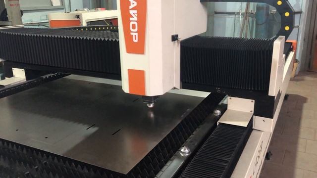 TF3015EDGE 1 5MM ЧЕРНЫЕ МЕТАЛЛЫ ВОЗДУХ RAYCUS750W 3 смотреть онлайн