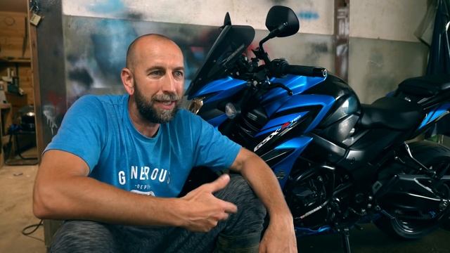 Miért adom el a Suzuki GSX- S 750 es motorom? смотреть онлайн