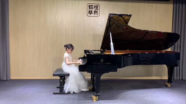 Cai Zhixuan. Чайковский. Песня жаворонка смотреть онлайн