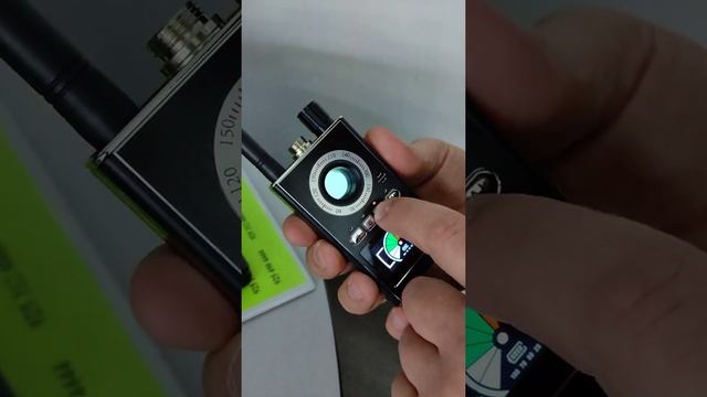 Поисковик жучков и камер Hunter 007 Intellect смотреть онлайн