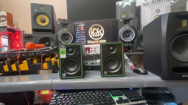 Mackie Cr3x