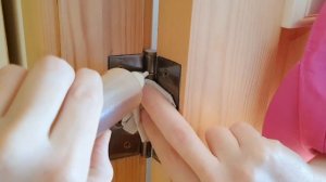 КАК СМАЗАТЬ ДВЕРНЫЕ ПЕТЛИ МАСЛОМ ✔ Смотри и учись!