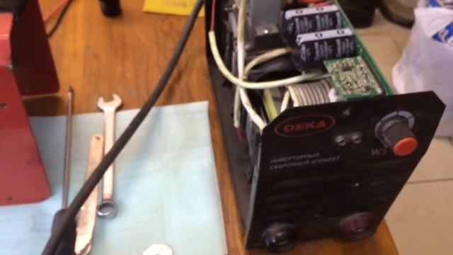 Ремонт сварочного инвертора. Включается но не варит. смотреть онлайн