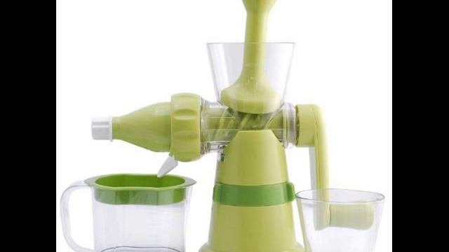 Manual Hand Crank Juicer - Single Auger Juice Press Ideal for Fruit, Vegetables; hand press juicer смотреть онлайн