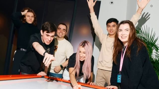 ТЕ САМЫЕ 20% ТЕОРИИ В ПРОГРАММИРОВАНИИ смотреть онлайн