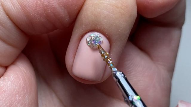 Покрытие арочных вверх растущих ногтей | Быстрый и универсальный дизайн на коротких ногтях смотреть онлайн
