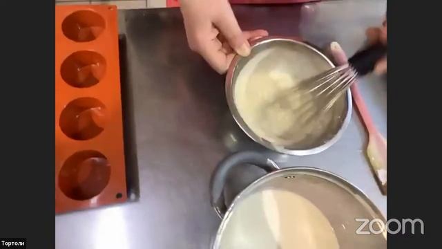 Клуб | Ореховое пирожное смотреть онлайн