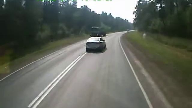 Опаздывает на тот свет.