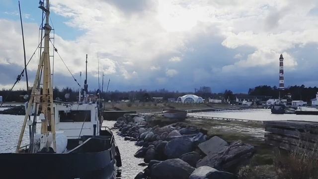 Осиновецкий маяк на Ладожском озере. смотреть онлайн