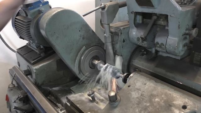 Колінвал Т150 (Simple Bronze Casting) смотреть онлайн