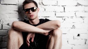 DJ INSAMA x KRAVZ & DORN  -- Прониклась мной