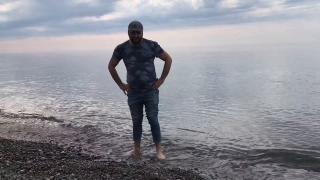 ТАНЦЫ НА БЕРЕГУ МОРЯ БАТУМИ ГРУЗИЯ смотреть онлайн