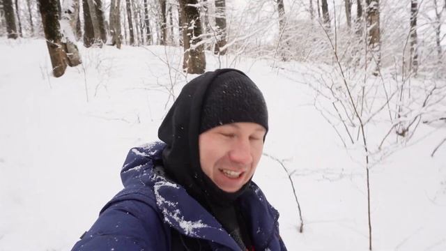 Горячий ключ завалило снегом. Тест Sony ZV-E10