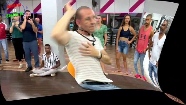 DJ Tony Pecino & Román - La Reina [Aitor y Aroa] e [Saint-Just & Emma] смотреть онлайн