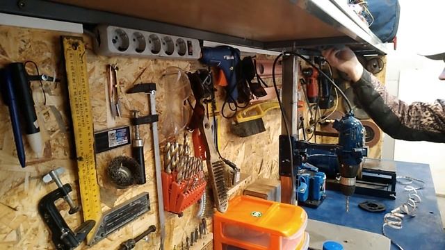 ДЕШЕВОЕ ОСВЕЩЕНИЕ ВЕРСТАКА В ГАРАЖЕ!!! смотреть онлайн