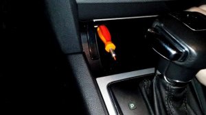 Ящичек вместо пепельницы Skoda Octavia A5  SKODA 1Z0857938C9B9 Прокладка в пепельницу