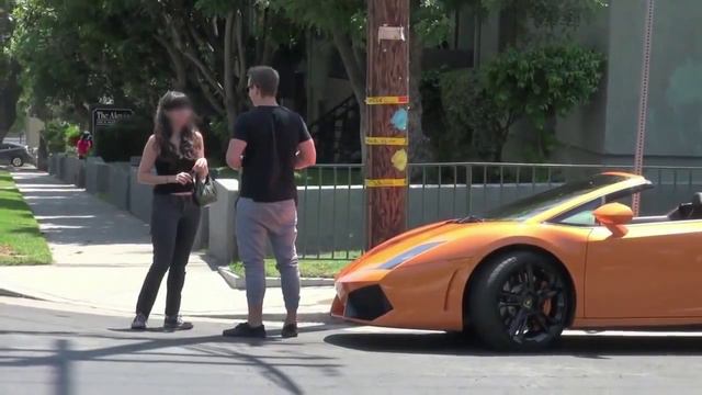 Сюрприз. Розыгрыш над девушкой!!! смотреть онлайн