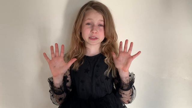 На одном языке говорить хорошо, а трех - лучше! - Александра Курочкина, 2 класс смотреть онлайн