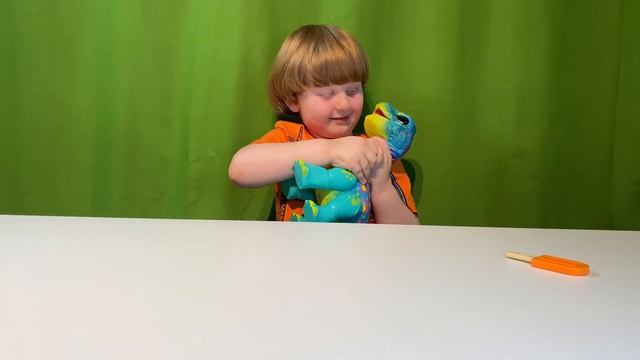 Интерактивный динозавр FurReal Бронтозавр Сэм от Hasbro | FurReal Snackin’ Sam The Bronto ?