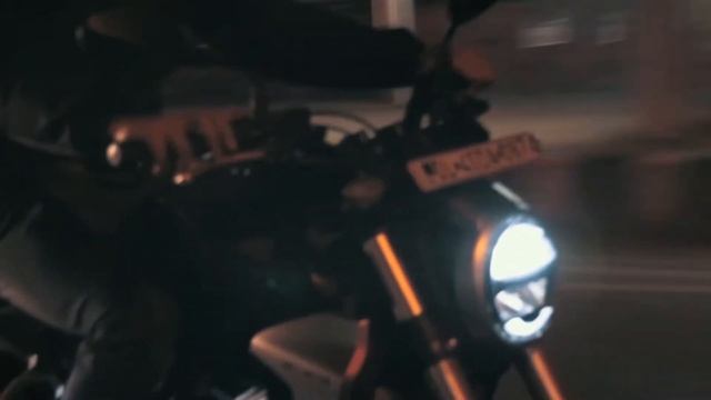 Honda CB300R Product Video смотреть онлайн